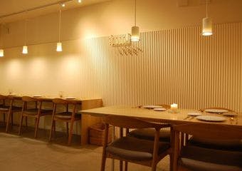 フランス仕込みの技と親しみやすさが織り成す、至福の味わいをあなたに届けます