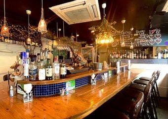 旬の魚介と肉料理が自慢のカジュアルイタリアンで、特別な日常を体験しませんか