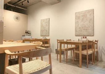 三条駅から歩いてすぐの隠れ家で、鰻の繊細な味わいを心ゆくまでご堪能ください