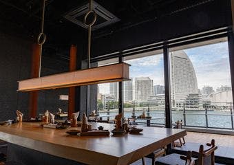 みなとみらいの風を感じて、こだわりの二八蕎麦と和の逸品を堪能する贅沢なひととき