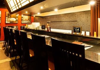 北新地で味わう一頭買いの贅沢焼肉、雌牛のとろける旨味を堪能する板前の技