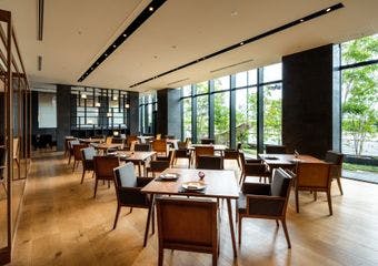 ひと鍋に込めた贅、熱海で味わう。