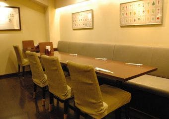 季節感を感じられる家庭料理を落ち着いた空間でご賞味下さい。