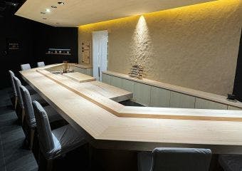 美な味 鮨 しんたろう