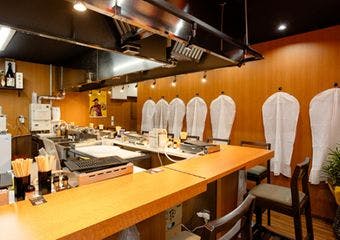 新鮮なお肉を目の前でカットするライブ感が魅力の焼肉やっちゃん