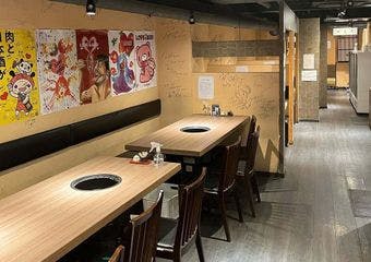 厳選黒毛和牛と60種の日本酒で楽しむ至福のひととき