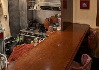 極上のステーキと海鮮を堪能できる知る人ぞ知る隠れ家