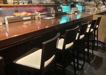 日本酒と天然魚にこだわった和食の数々