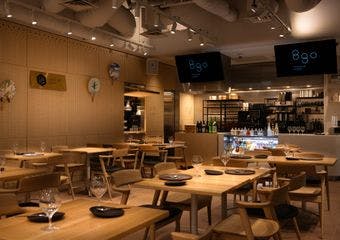 八重洲から始まる未来志向の食体験。新たな食材や生産者の取り組みに出会える飲食店。