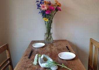 渋谷に佇む大人の隠れ家。ムード溢れる空間で、特別な夜を。