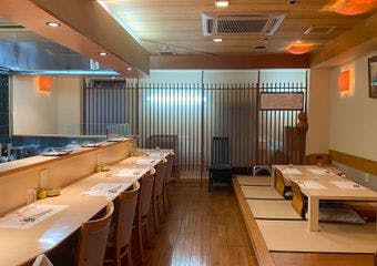 【北新地】練達の技で味わう香り高い天婦羅と天茶、素材の質に納得の一品を