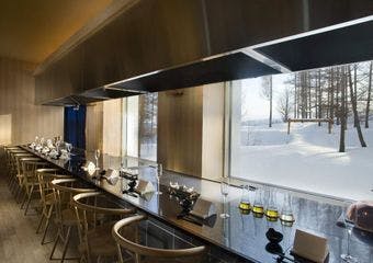 ピルカで楽しむ20種以上の日本酒と絶品料理のマリアージュ