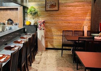 滋賀の名水と旬食材を生かした日本料理。こだわりのだしと丁寧な職人技で四季を味わう。