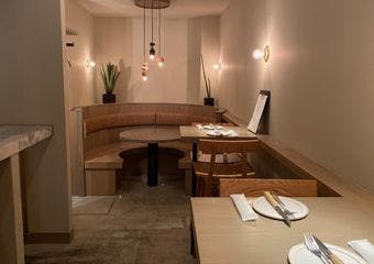 炭火焼きとシンプルなお料理とナチュラルワイン