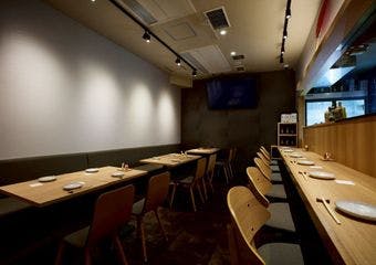 熟練職人が握る鮨を心ゆくまで堪能