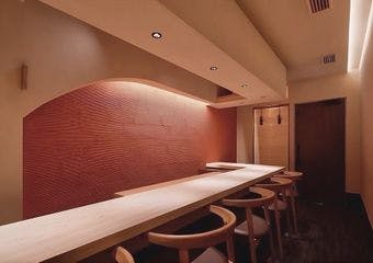 職人が厳選する新鮮食材で彩る、銀座の隠れ家で楽しむ江戸前寿司
