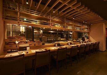 新潟の旬を味わう至福のひと時を、和モダン空間で心ゆくまで堪能