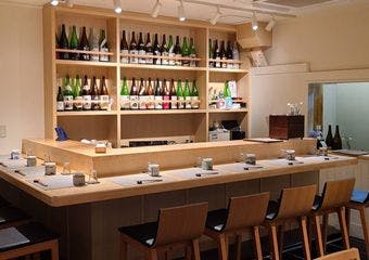 日本酒と小鉢 はやし