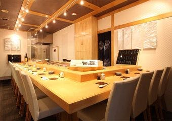 北海道の旬を握る寿司、完全個室でゆったり楽しむ至福のひととき