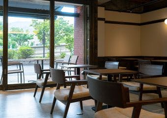 大正レトロな空間で、全国の良質な国産牛を堪能する贅沢なひとときを