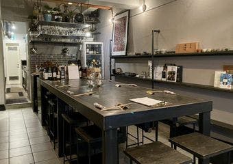 和洋折衷の逸品と150種のワインが奏でる新しいひととき