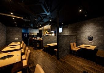 和牛の希少部位を贅沢に楽しむ隠れ家で、豊かなひとときを味わう