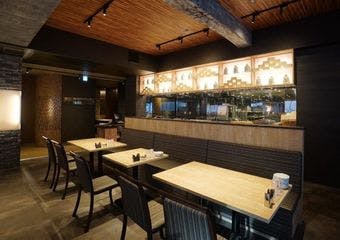 職人の手から生まれるひとつの点心に、積み重ねてきた時間と想いが宿る。