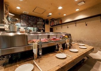 心斎橋の隠れ家で本格イタリアンを深夜まで