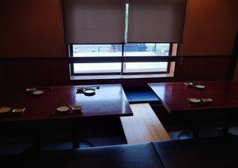 西日暮里駅すぐの隠れ家で楽しむ、豊洲直送の鮮魚と厳選地酒