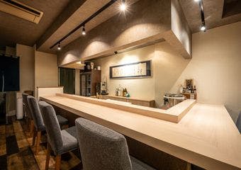 鮨とつまみと朧月