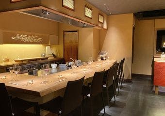 神戸牛ステーキと絶品ウニご飯が奏でる五感の饗宴をどうぞ堪能ください