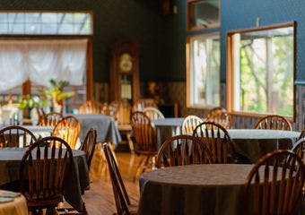 自然に溶け込み、心静かに過ごす贅沢なひとときをお約束します