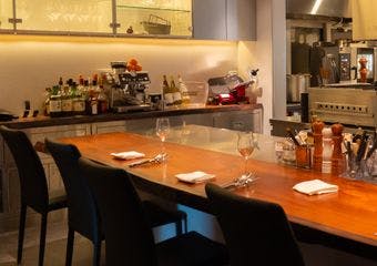 神楽坂の隠れ家で味わう、四季折々の贅沢イタリアン