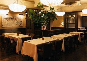 緑溢れる代官山で、旬の食材とヨーロッパの技が織りなす美味しさを一日中楽しめるダイニング