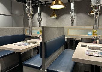 神戸ビーフと但馬牛の牝牛を秘伝のタレで堪能する焼肉酒場