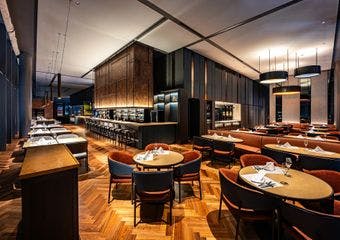 Anchor Osaka�^�U�E�Q�[�g�z�e����� by HULIC