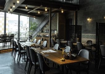 旬の鮮魚ともつ鍋 博多やまや 福岡本店の画像