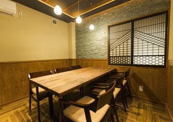 赤羽駅から4分、未来の自分と重なる体験を。完全個室で味わう寿司と天ぷらの至福のひととき