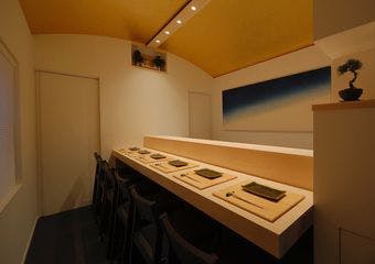 【60年以上受け継がれる江戸前寿司】極上のネタをあなたのために握ります