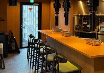 池袋の高層でライブ感溢れる、少し贅沢な一夜の焼肉体験を。
記念日やアニバーサリーにもおすすめ。