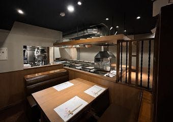 旬の鮮魚と串揚げで、四季を楽しむ。