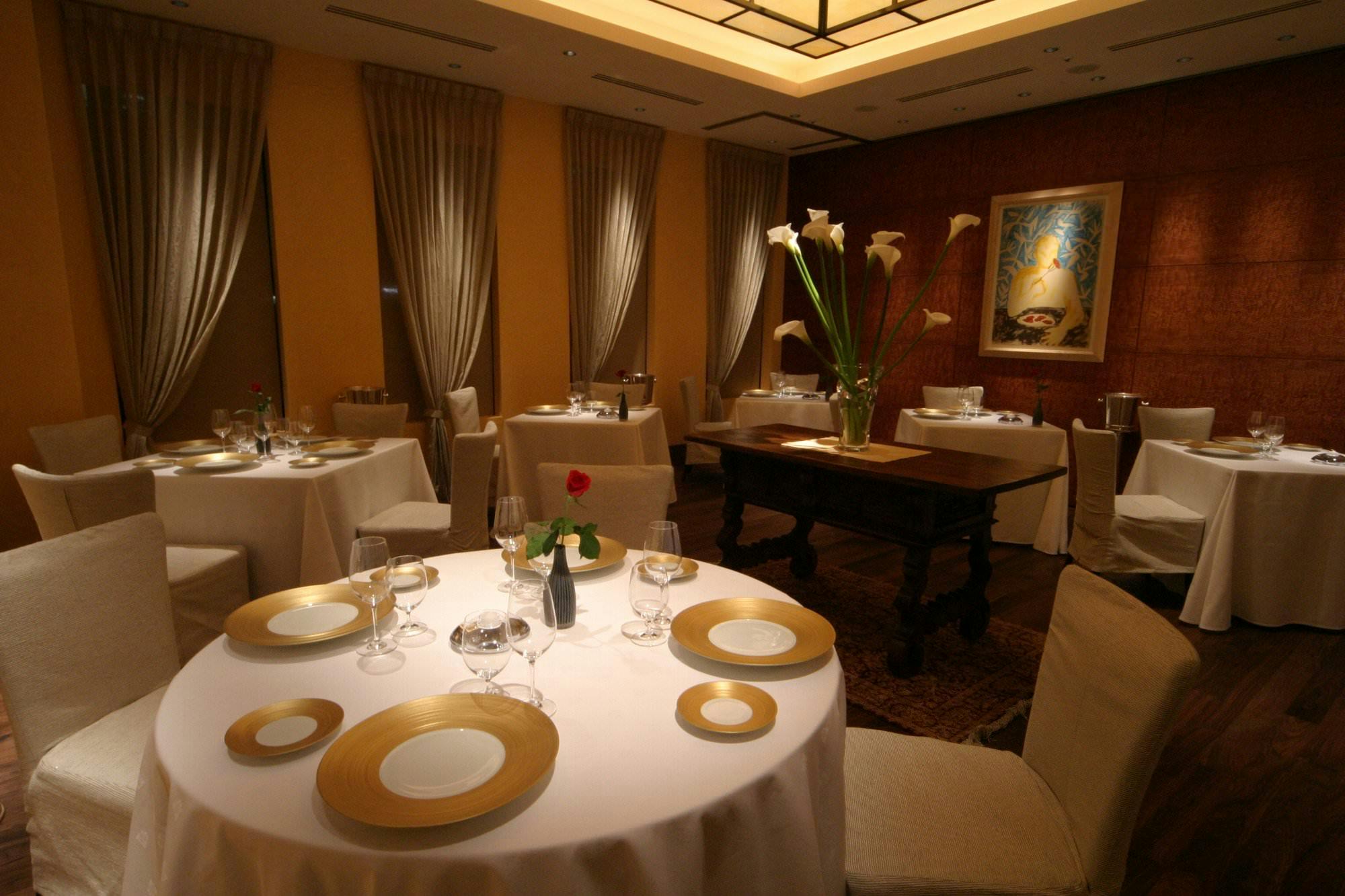 Restaurant Sant Pau�^�U�E�L�^�m�z�e������