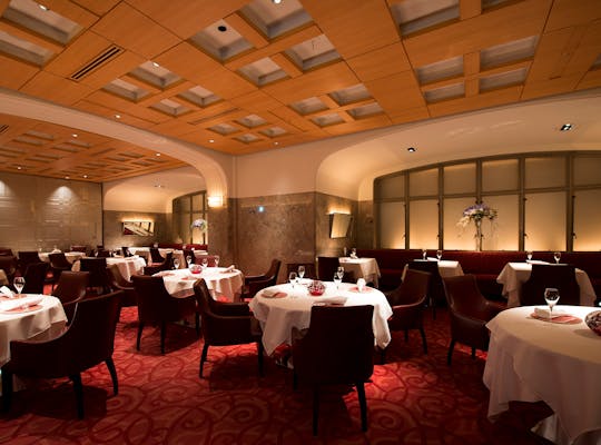 和田倉噴水公園 東京 丸の内 人気スポット 一休 Com 和田倉噴水公園 東京 丸の内 人気スポット 一休 Com