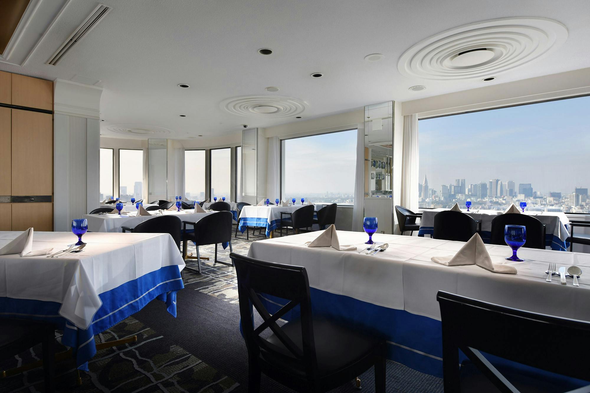 �^���[�r���b�t�F�^�z�e���j���[�I�[�^�j �K�[�f���^���[40F