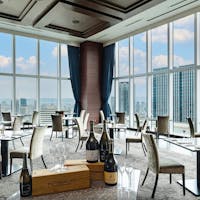SINC BISTRO 【旧 ラグナヴェール プレミア レストラン】