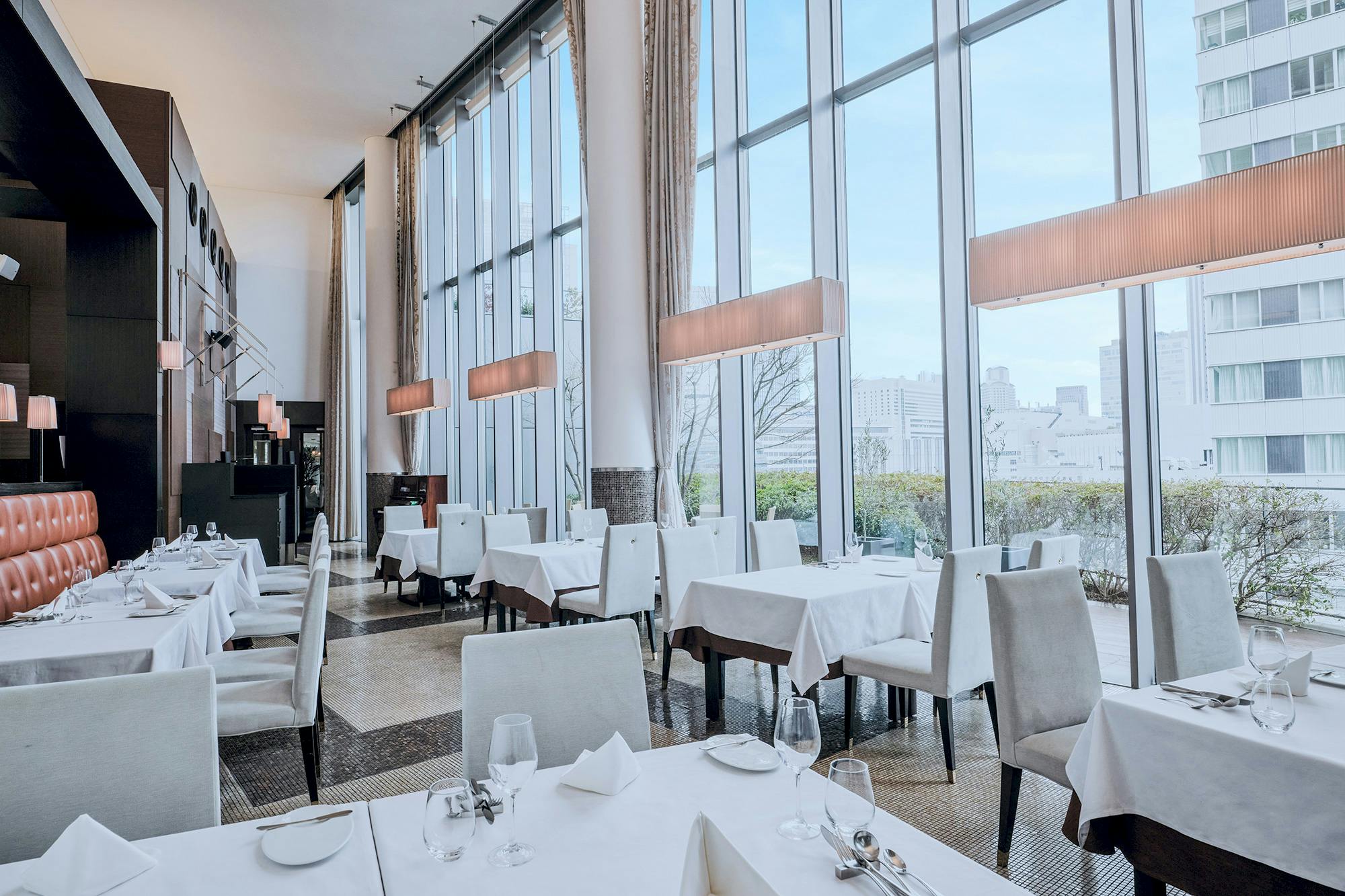 ティータイム アロンジ アルモニーアンブラッセ大阪 カフェ 一休 Comレストラン