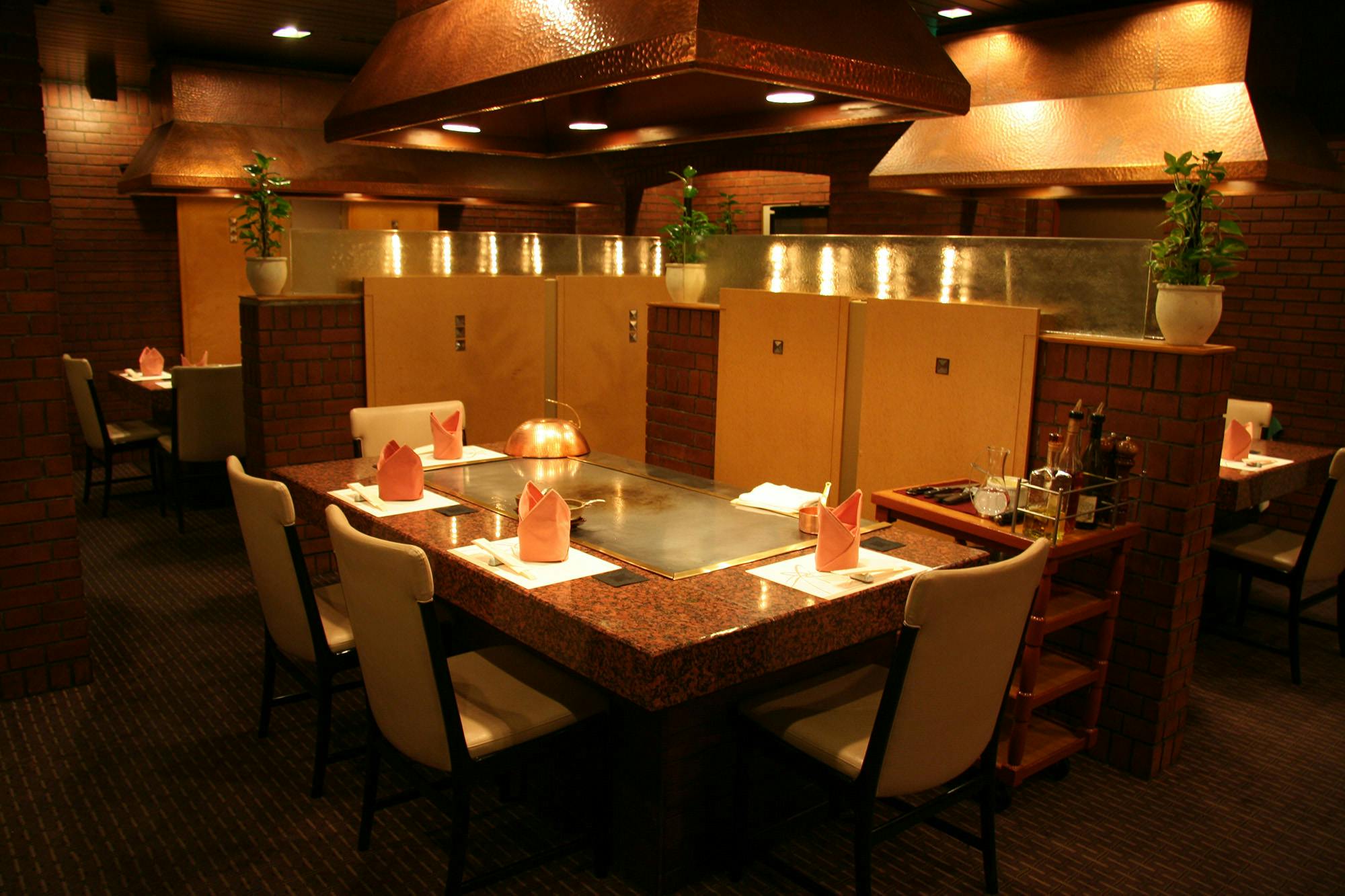 大阪新阪急ホテル内レストランのご予約 一休 Comレストラン