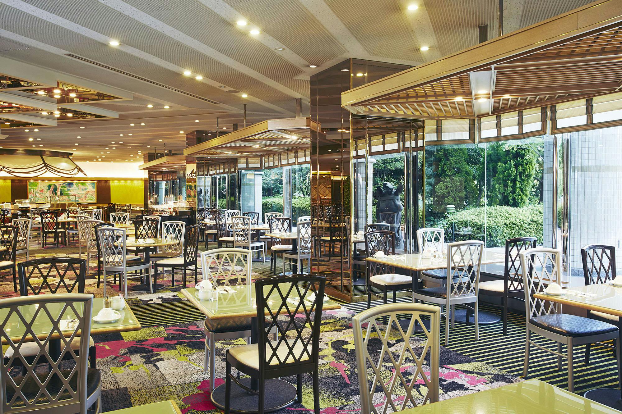 �I�[���f�C�_�C�j���O SATSUKI�^�z�e���j���[�I�[�^�j���