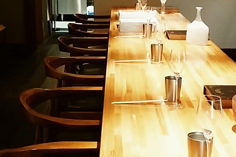 RESTAURANT MAMA.
