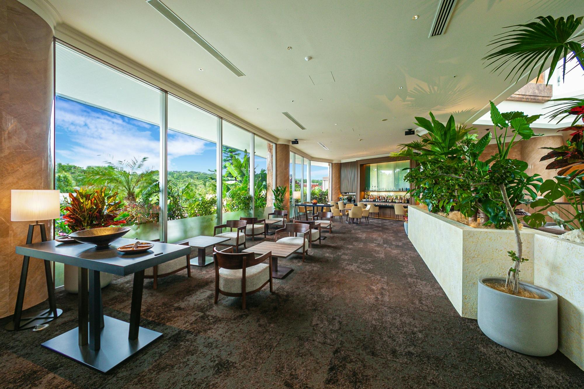 ロビーラウンジ